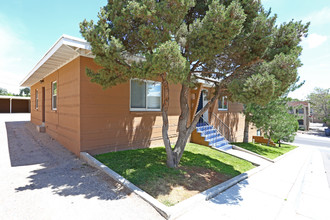 1209 Dr Martin Luther King Jr Ave NE in Albuquerque, NM - Building Photo - Building Photo