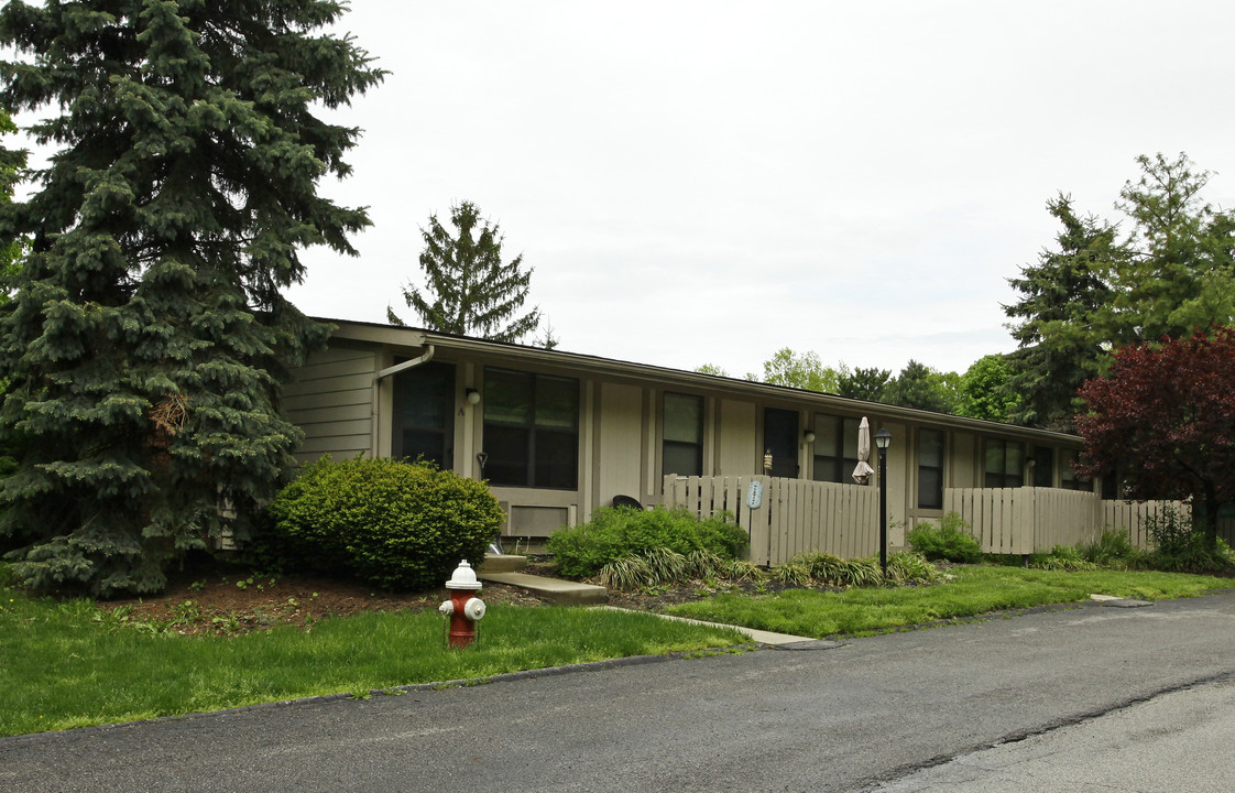 Clearwater Apartments in Eastlake, OH - Building Photo