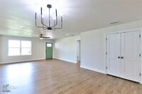 2323 S 18th St photo'