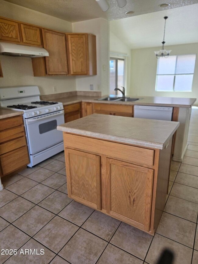 1001 Montrose Ave in Sierra Vista, AZ - Building Photo - Building Photo