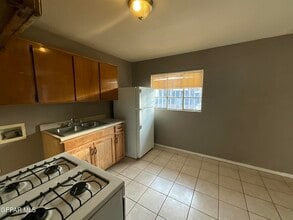 3812 Hayes Ave in El Paso, TX - Building Photo - Building Photo