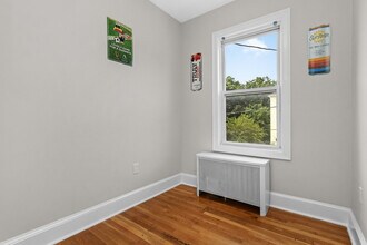 7 Elm St, Unit 7 Elm St #2 in Boston, MA - Building Photo - Building Photo