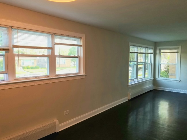 3446 Main St, Unit 2