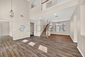 608 Shenandoah Ave in San Marcos, CA - Foto de edificio - Building Photo