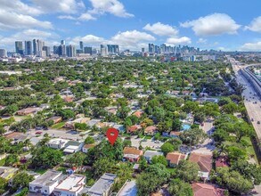 547 NW 49th St in Miami, FL - Building Photo - Building Photo
