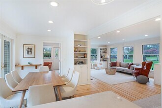 60 Aspatuck Rd in Westhampton Beach, NY - Building Photo - Building Photo