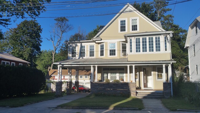 450 Davidson St, Unit 1st Floor