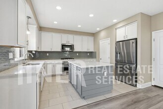 5444 Noyack Way in Sacramento, CA - Building Photo - Building Photo