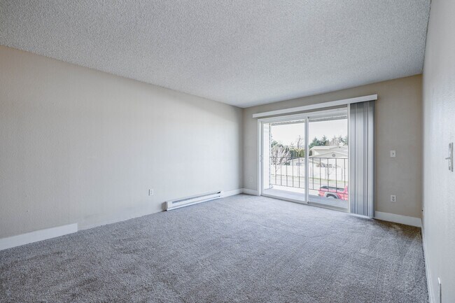 SUNDANCER APARTMENTS in Auburn, WA - Building Photo - Interior Photo