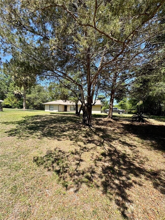 8763 SW 205th Cir in Dunnellon, FL - Building Photo - Building Photo