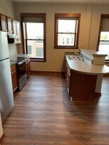 Hilton Apartments in Beloit, WI - Building Photo