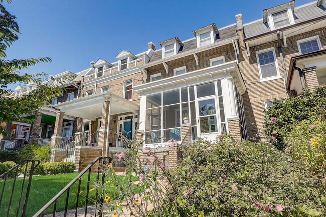 property at 1513 Allison St NW