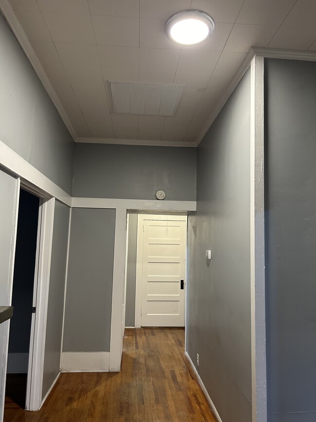 property at 404 S Green St