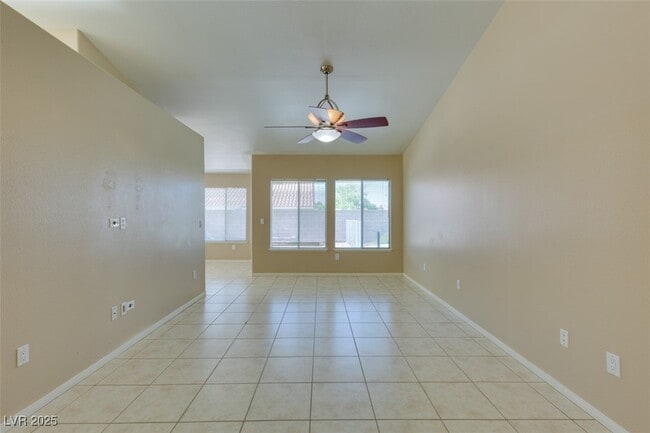 1744 Knotty Pine