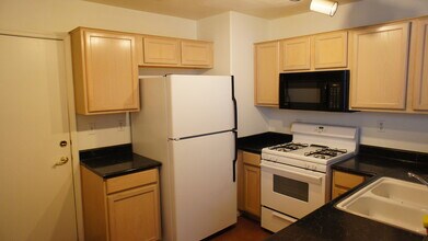 4823 Integrity St in North Las Vegas, NV - Building Photo - Building Photo