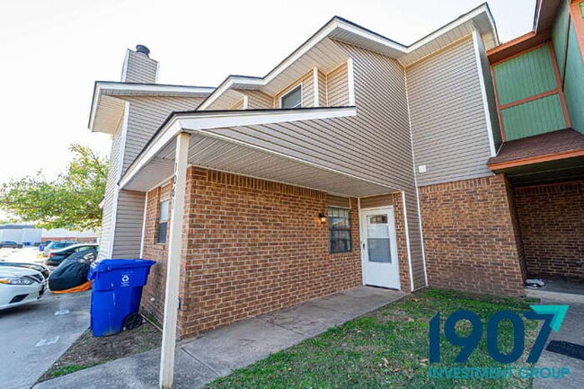 property at 1061 Rambling Oaks Dr