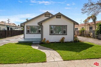 2920 Alsace Ave in Los Angeles, CA - Building Photo - Building Photo