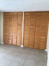 1750 W 46th St, Unit 222 in Hialeah, FL - Building Photo - Building Photo