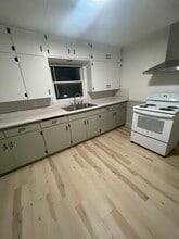 1228 Ellis St, Unit Upper in Waukesha, WI - Building Photo - Building Photo