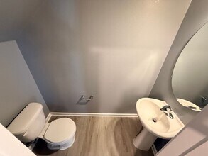 2038 Talbert Ct in Charlotte, NC - Building Photo - Building Photo