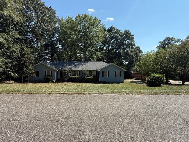 Northgate Home in Opelika, AL - Building Photo - Building Photo