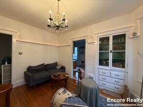 39 Turner St in Boston, MA - Building Photo - Building Photo