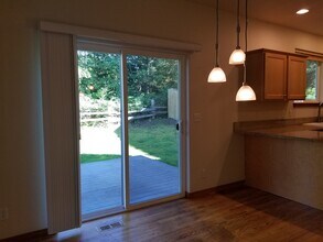 3532 Skylark Loop in Bellingham, WA - Foto de edificio - Building Photo
