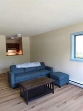 85 Bancroft Rd in Danforth, ME - Foto de edificio - Building Photo