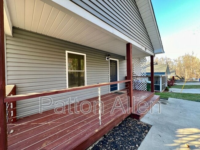 19 Chapel Park Pl in Asheville, NC - Building Photo - Building Photo