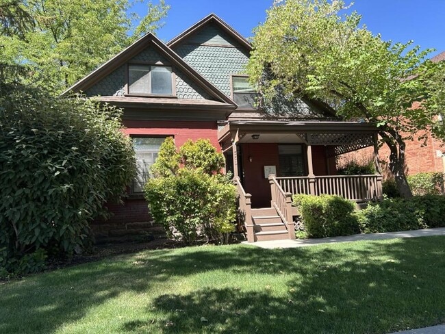 property at 550 W 400 N