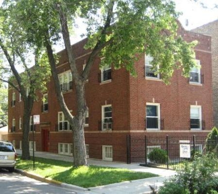 2651 W Ardmore Ave in Chicago, IL - Building Photo