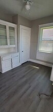 1527 Dixmont Ave in Cincinnati, OH - Foto de edificio - Building Photo
