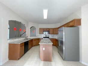 2126 Winding Hollow Dr in Katy, TX - Building Photo - Building Photo
