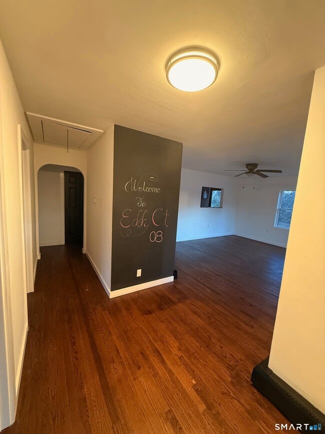 property at 8 Eddy Rd