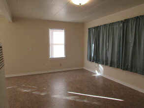 1103 S Platinum Ave in Deming, NM - Building Photo - Building Photo