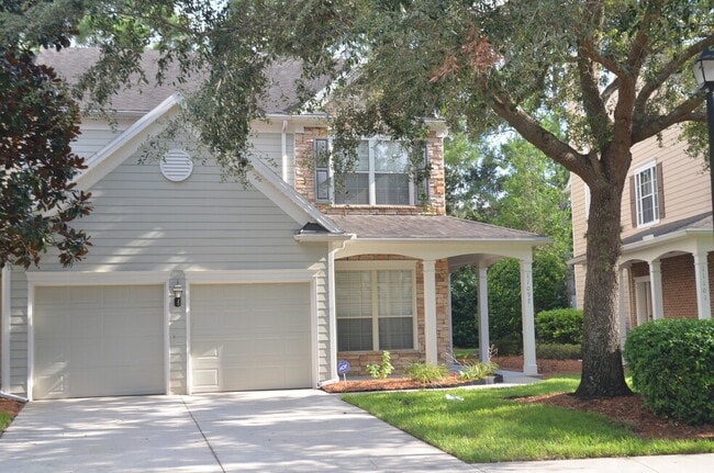 property at 11097 Castlemain Cir S