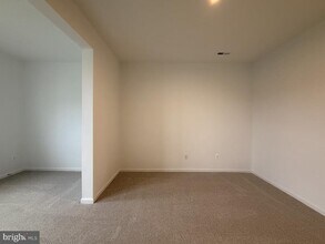 453 Husky Trl in Martinsburg, WV - Building Photo - Building Photo