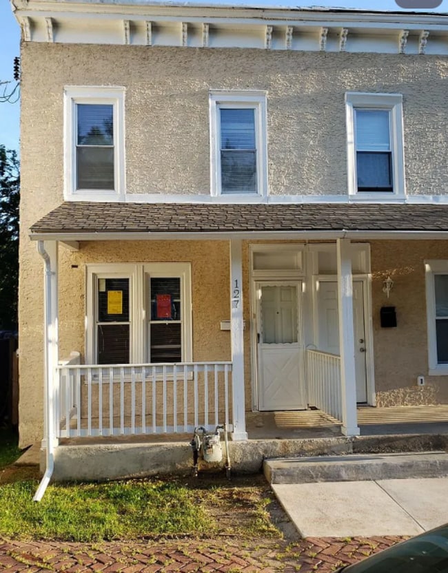 property at 127 9th St