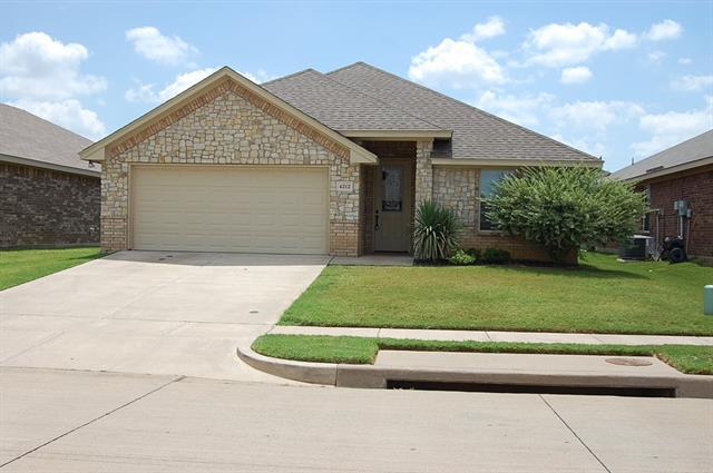 4212 Jasper Ln in Granbury, TX - Building Photo - Building Photo