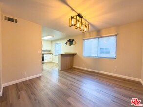 9531 Vía Ricardo in Burbank, CA - Building Photo - Building Photo