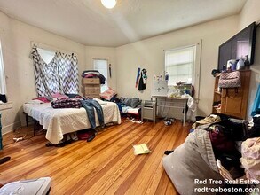 17 Stratton Ter, Unit 3 in Waltham, MA - Building Photo - Building Photo