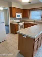121 Fort De France Ave in Toms River, NJ - Building Photo - Building Photo