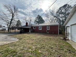 600 Glendale Pl in Tullahoma, TN - Building Photo - Building Photo