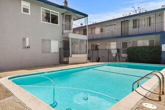 New Apartment with Premium Features in Mountain View, CA - Building Photo - Building Photo