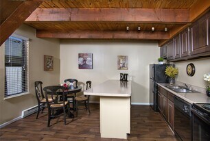 Muirwood Village in Reynoldsburg, OH - Building Photo