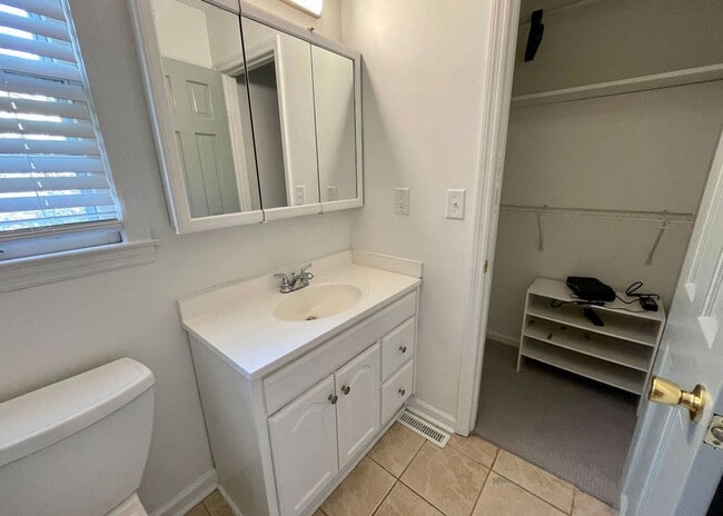 property at 1133 Rifle Range Rd