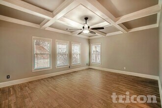 1567 Squire Hill Ln in Lawrenceville, GA - Foto de edificio - Building Photo