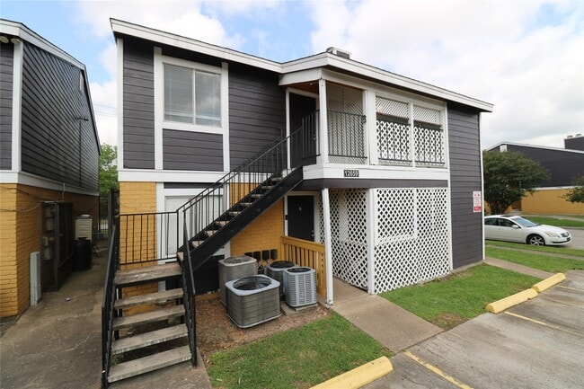 property at 12659 Ashford Meadow Dr