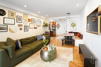 211 E 18th St in New York, NY - Building Photo - Building Photo