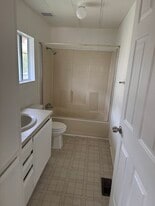 610 W Heather Ave in La Habra, CA - Building Photo